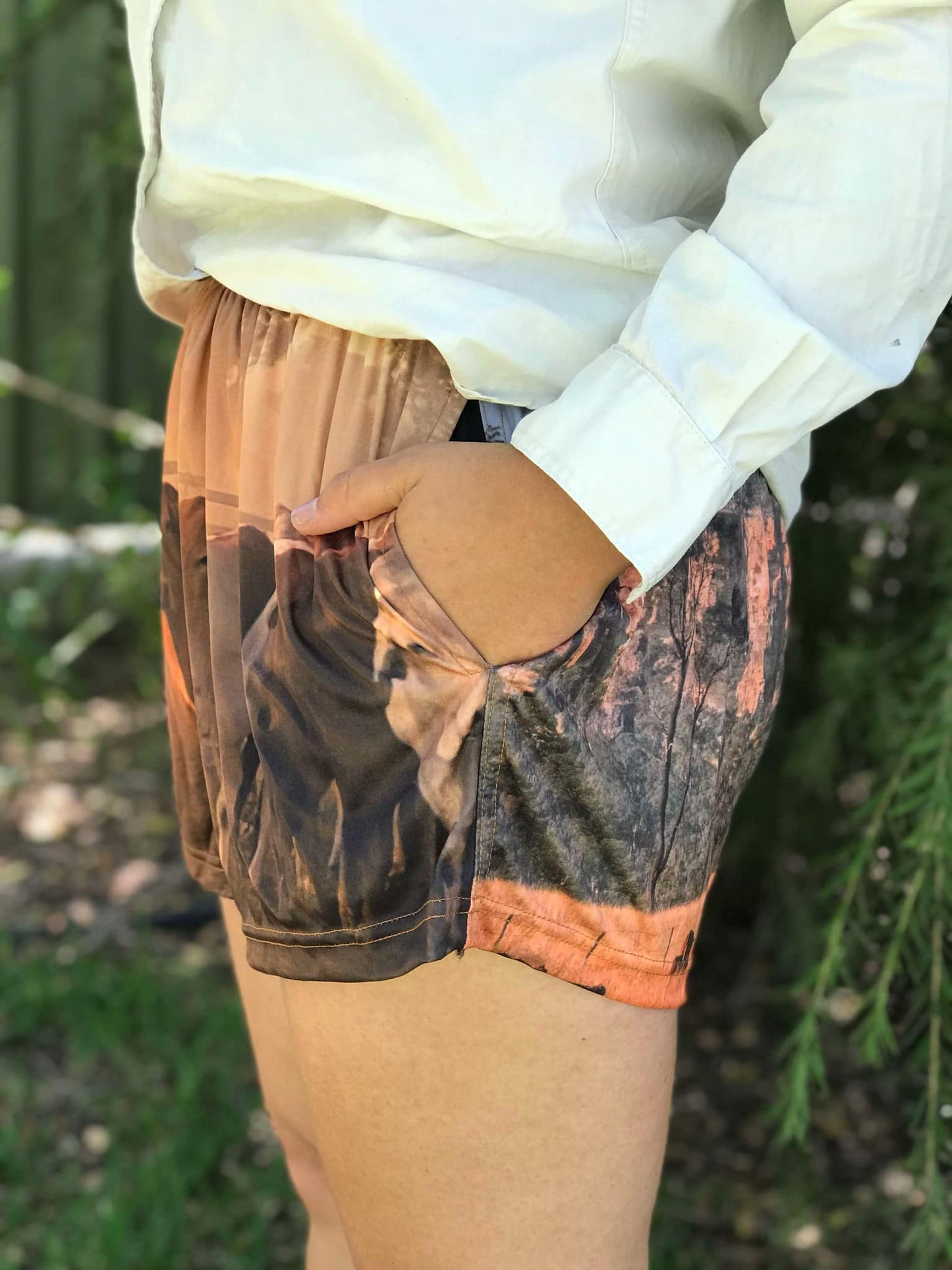 FOOTY SHORTS “MOOLAYEMBER”