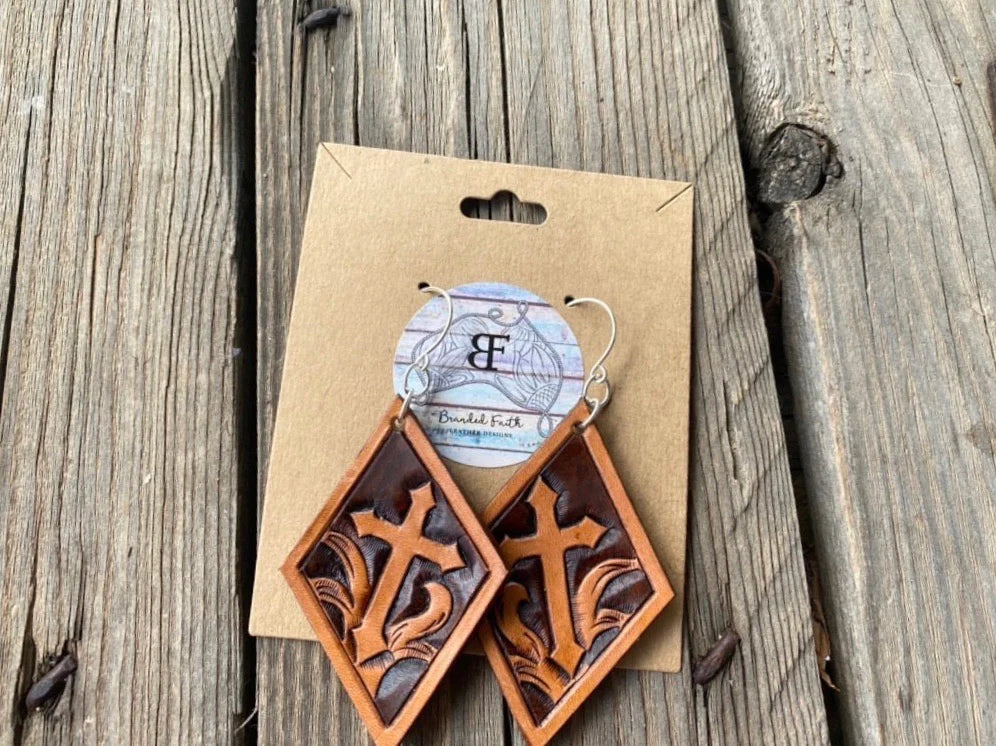 LEATHER EARRINGS