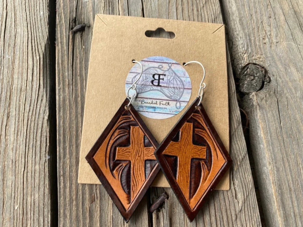 LEATHER EARRINGS